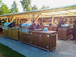 Outdoor Küche Country für die Gastronomie mit Napoleon Gas-Grill Bi 605